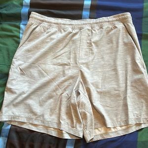 Mens Lululemon, light grey, 7inch shorts. Size extra large, no liner.